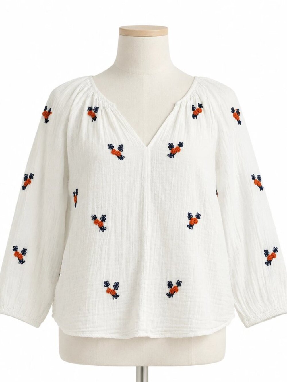 Anthropologie Velvet By Graham & Spencer White Floral Embroidered Top Boho M